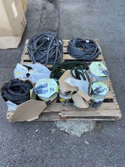 Assorted Zero-G Expanding Hoses