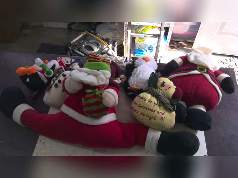 LOT OF CHRISTMAS DECOR