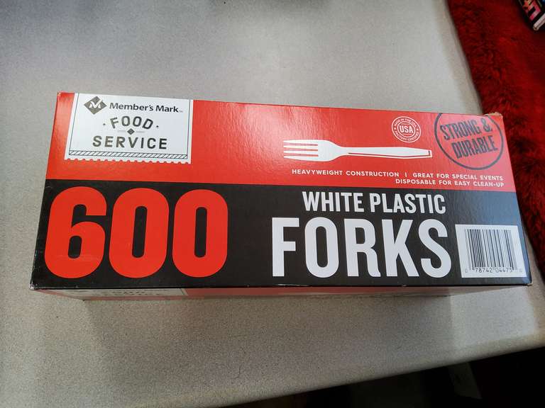NEW BOX OF PLASTIC FORKS