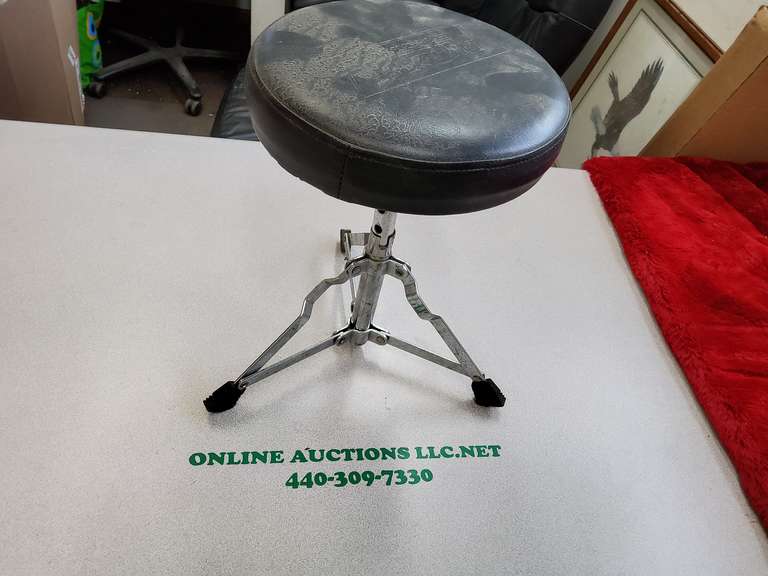 DRUMMER STOOL
