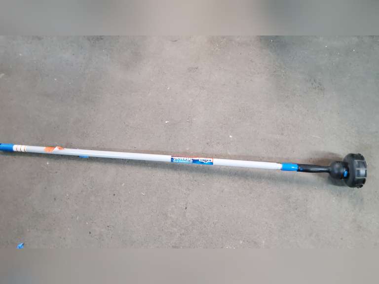 LIGHT BULB CHANGING TOOL