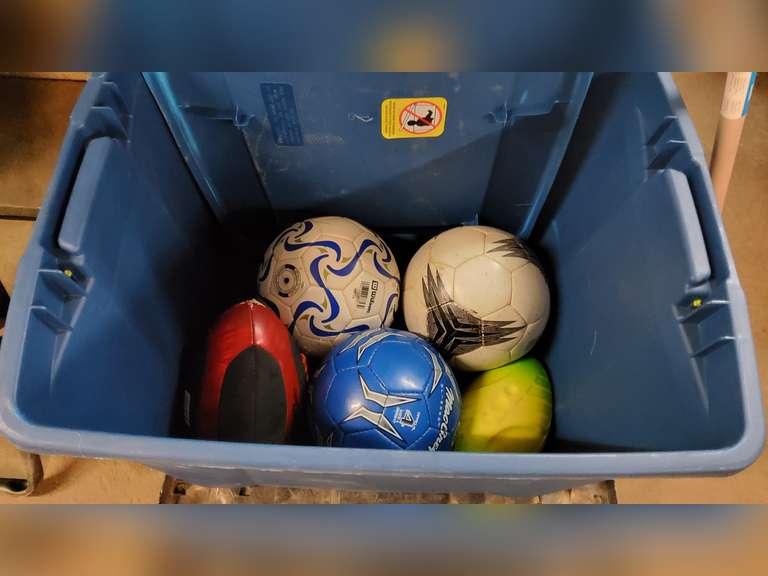 LOT OF PLAYING BALLS