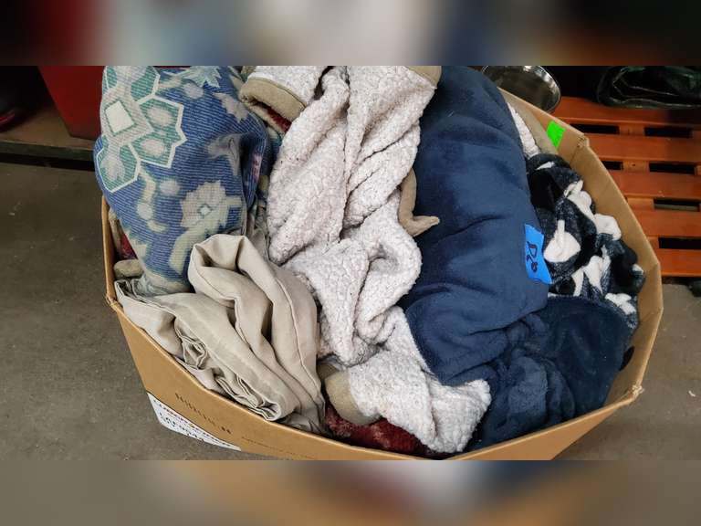 BOX OF BLANKETS