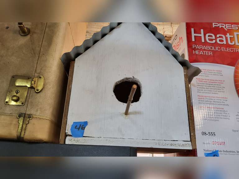 BIRD HOUSE