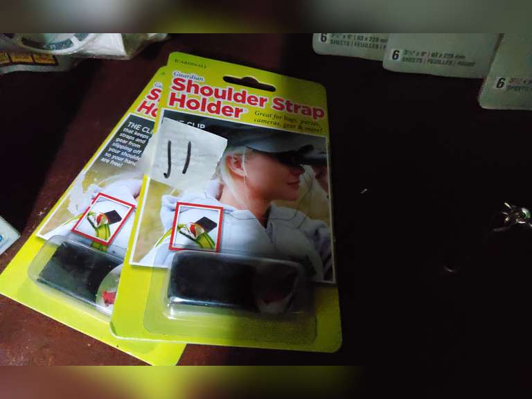2 SHOULDER STRAP HOLDER