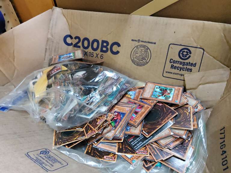 COLLECTING CARDS - #1 Online Auctions LLC