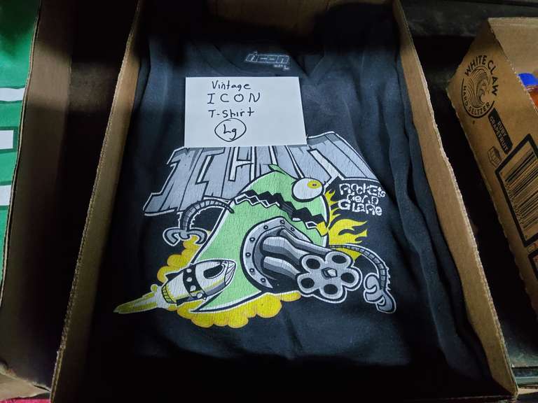 LARGE VINTAGE ICON SHIRT