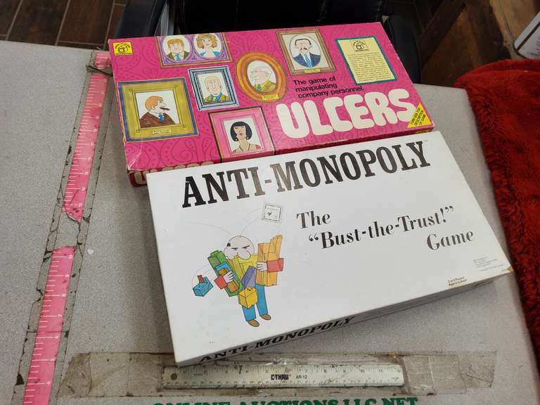 2 BOARD GAMES