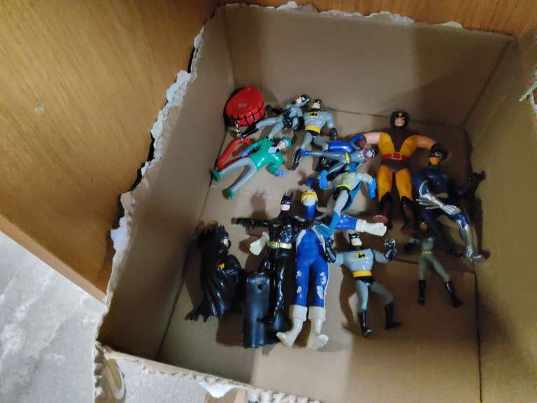 BATMAN TOYS AND MORE