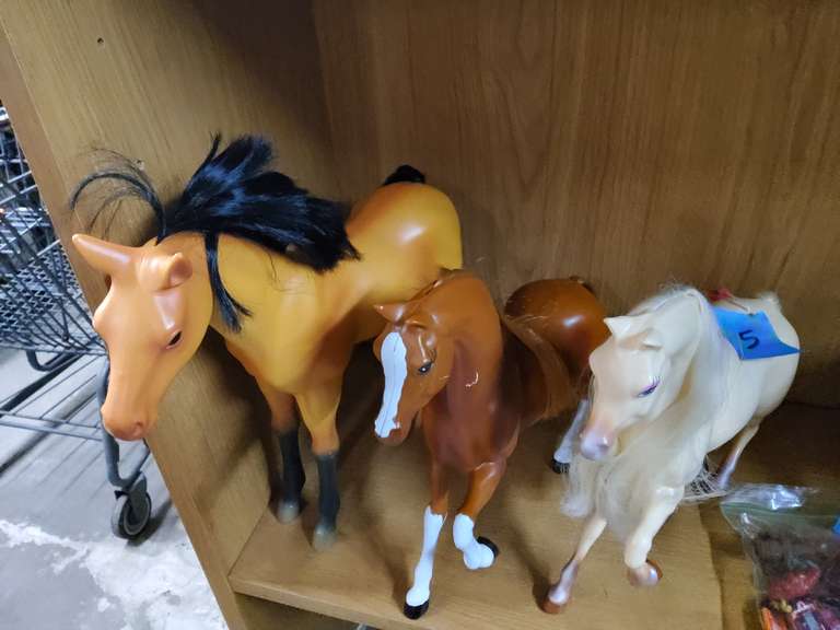 TOY HORSES