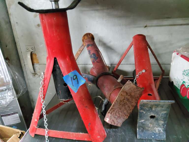 3 JACK STANDS