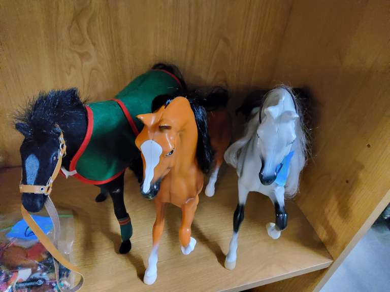 TOY HORSES