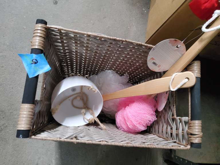 BASKET WITH CONTENTS