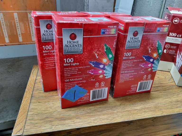 NEW CHRISTMAS LIGHTS 