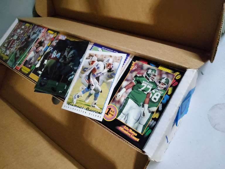FOOTBALL CARDS
