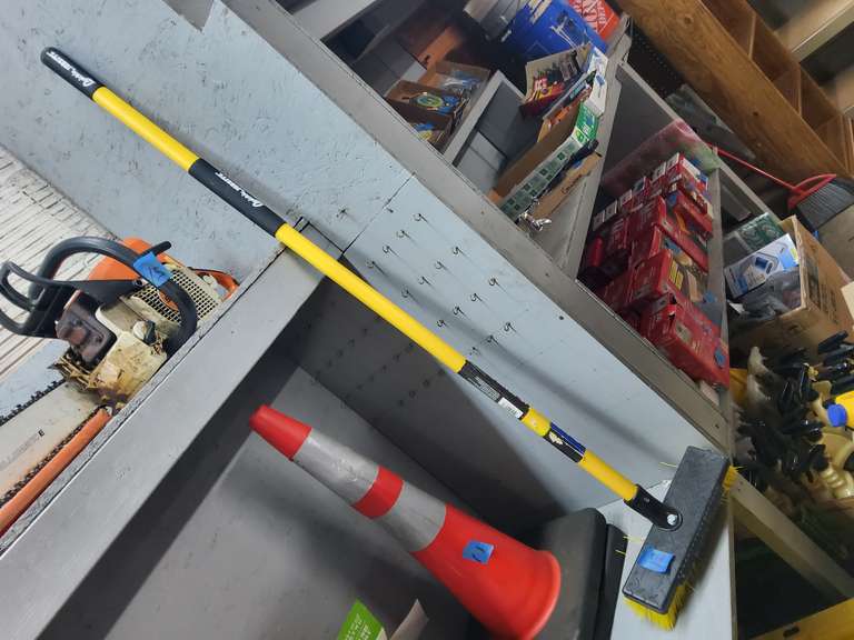 HEAVY DUTY DECK BRUSH