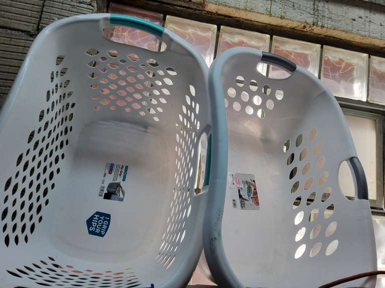 2 LAUNDRY BASKET