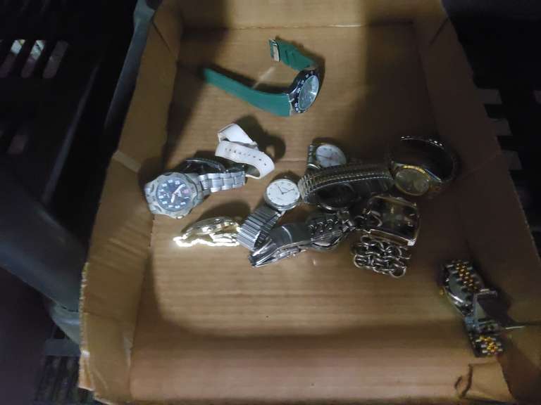 WATCHES, KITCHEN KNIFES, PULLER TOOL AND MORE!