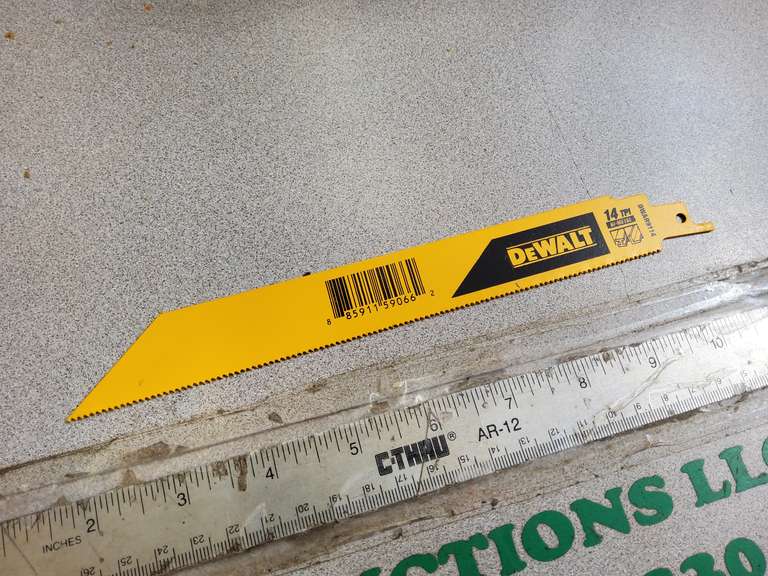 NEW DEWALT BI-METAL SAWZAW BLADE