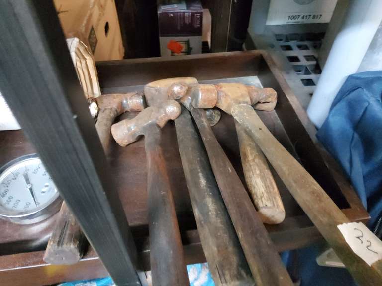 HAMMERS