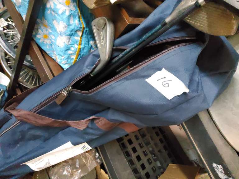 GOLF CLUBS