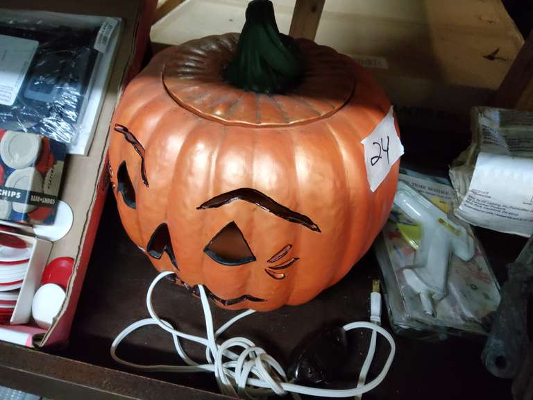 LIGHTED PUMPKIN