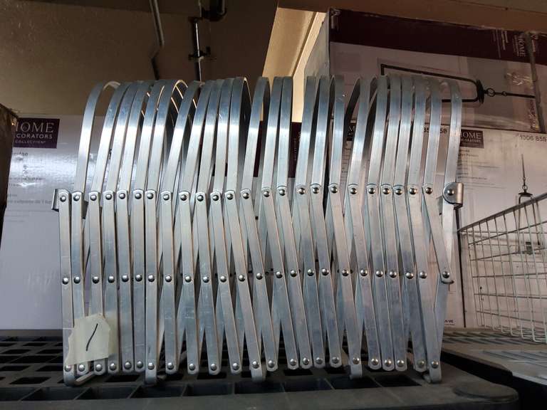 HOSE STAND