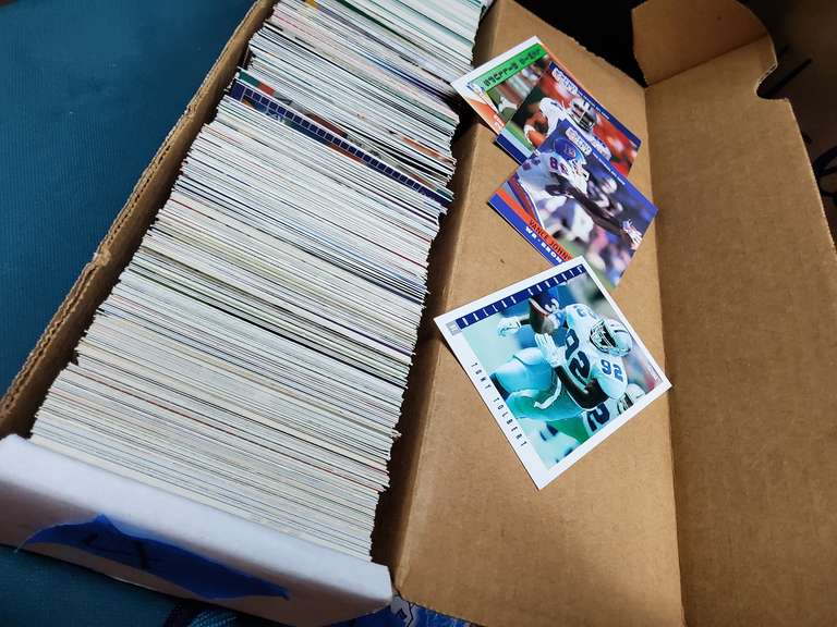 SPORTS CARDS, TWIN BED SET AND MORE!