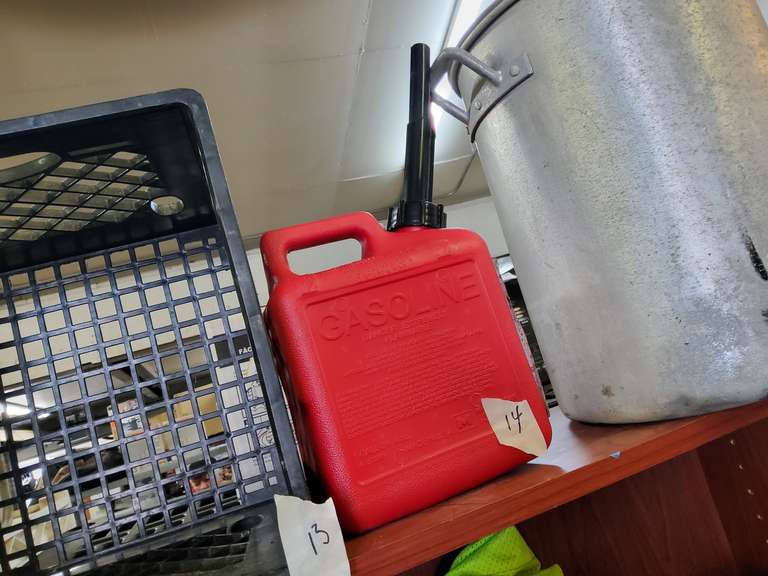 GAS CAN