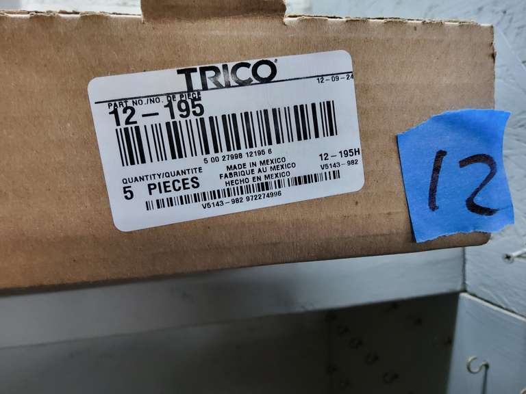 NEW BOX OF WIPERS