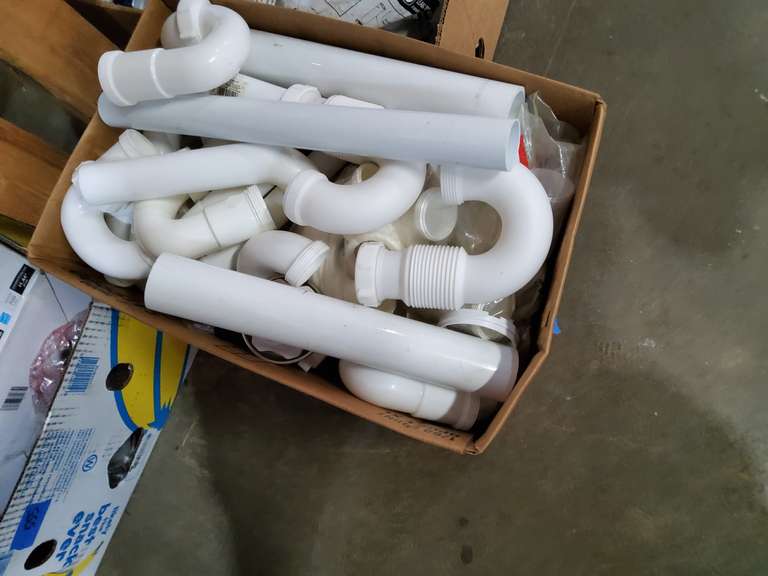 BOX OF PLASTIC PLUMBING PIPE