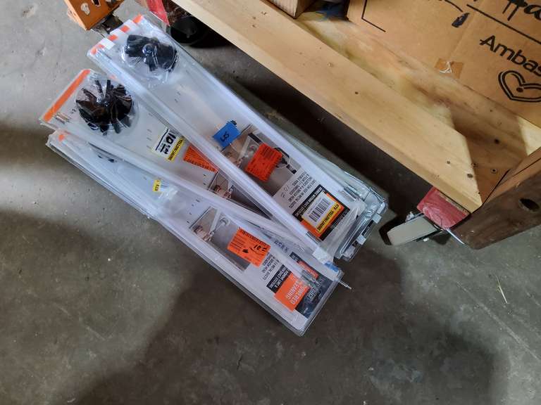 LOT OF DUCT CLEANING BRUSH