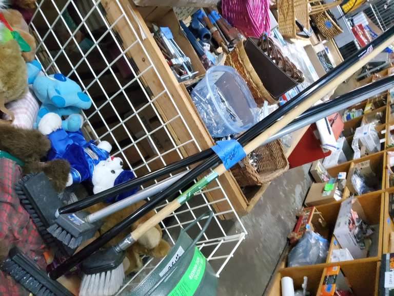 SCRUB BRUSHES ON POLES