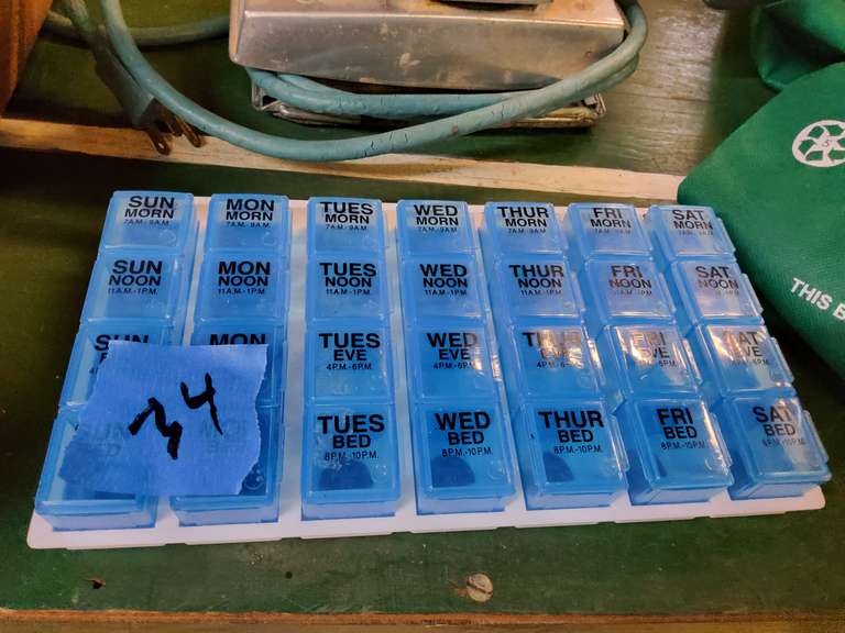 PILL ORGANIZER