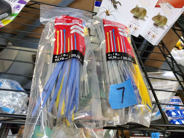 2 ZIP TIES