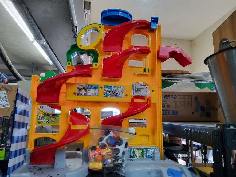 KIDS TOYS WITH CARS