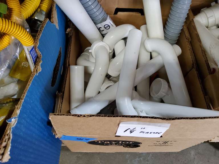 PLASTIC PLUMBING PIPE