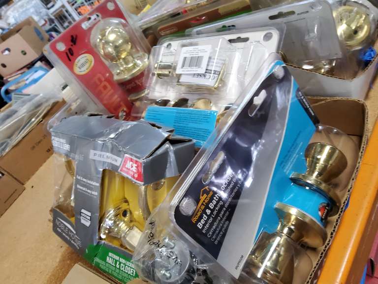DOOR KNOBS