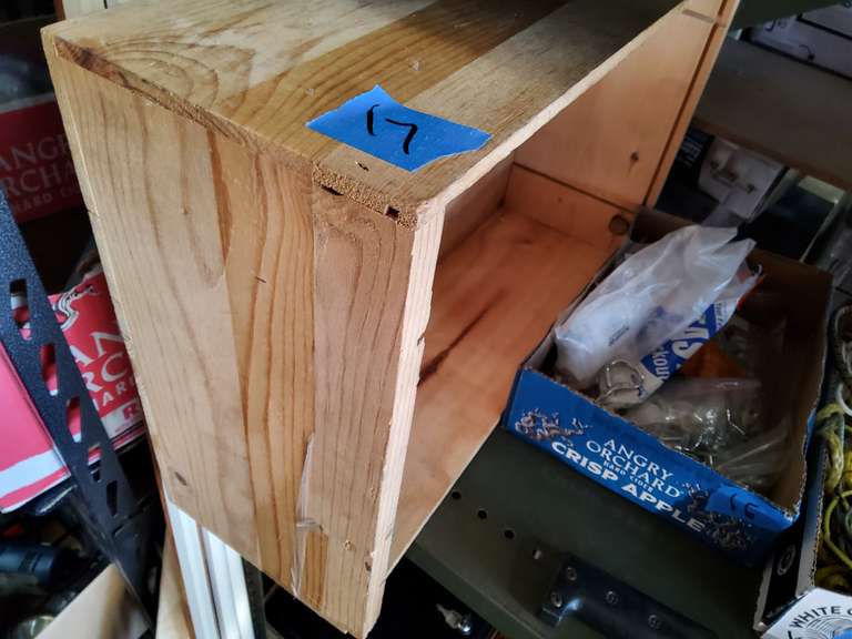 WOOD BOX
