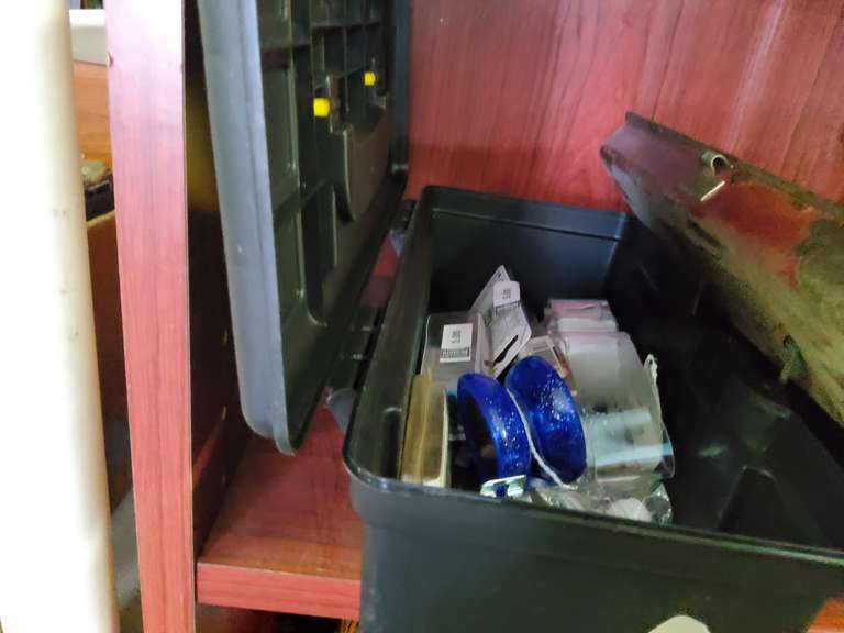 BOX WITH CONTENTS