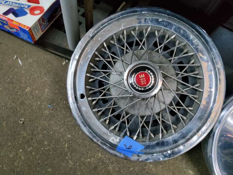 3 VINTAGE HUBCAPS