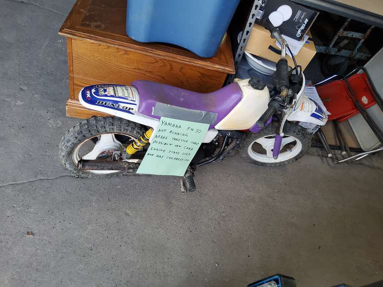 YAMAHA PW50 MOTORCYCLE, NEEDS REPAIR