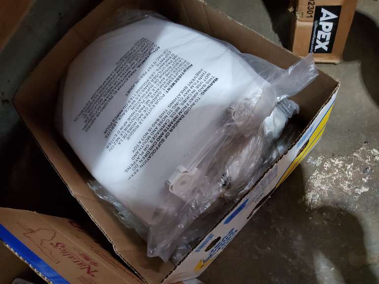BOX OF PLUMBING