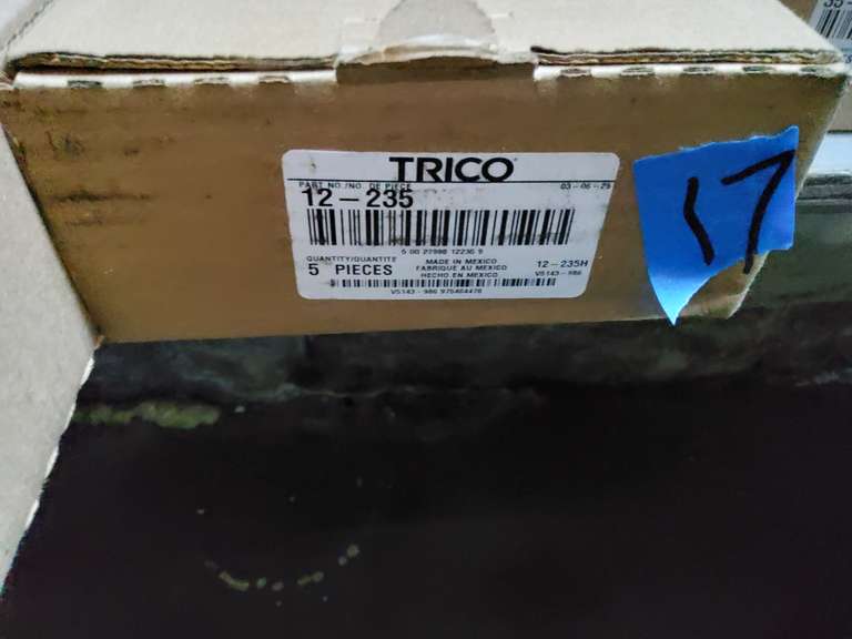 NEW BOX OF WIPERS