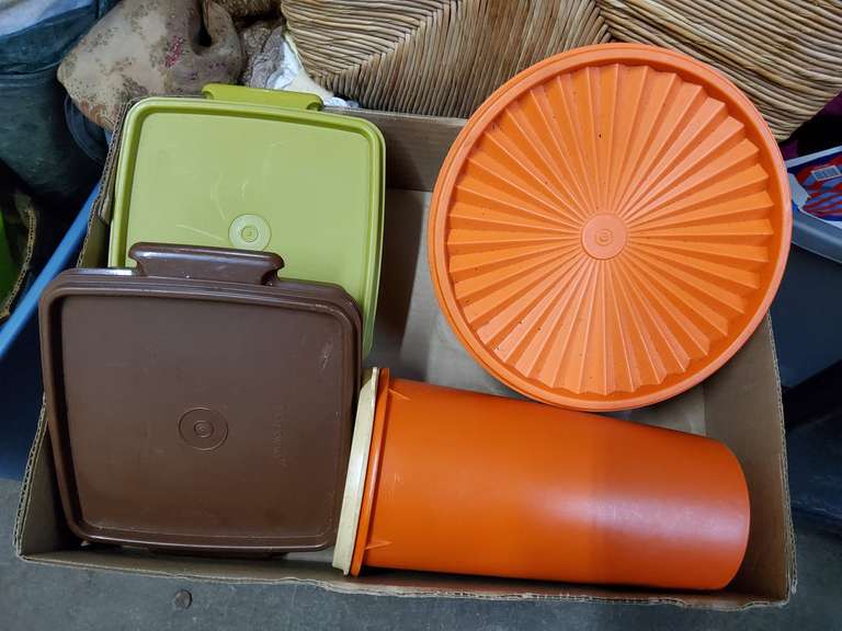 FOOD CONTAINERS