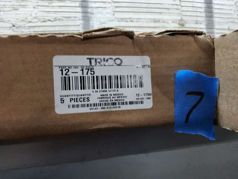 NEW BOX OF WIPERS