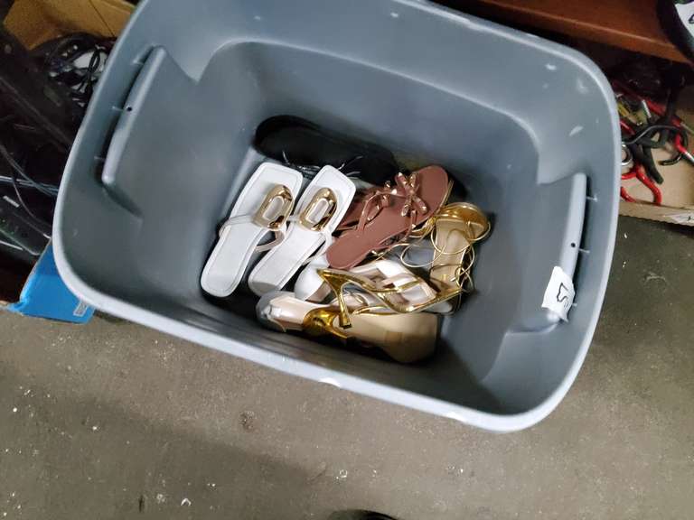 SHOES