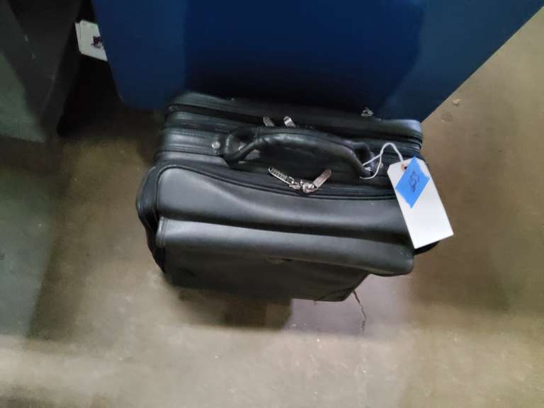 COMPUTER BAG ON WHEELS