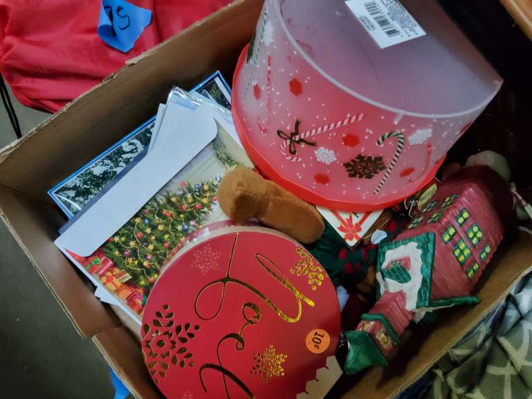 LOT OF CHRISTMAS