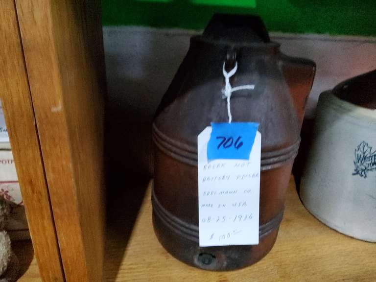 ANTIQUE BATTERY FILLER